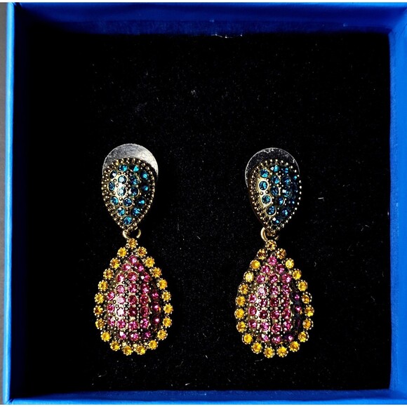HEIDI DAUS Big Pretty Earrings Multicolor Crystal Drop 1.6" Gold Tone NEW HTF! - Picture 3 of 6